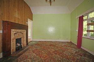 Photo 9- click for photo gallery